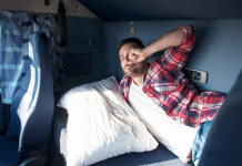 Conseils pour mieux dormir dans un camion ou un truck stop