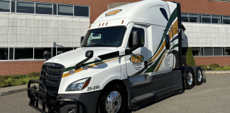 MV/VTL Express dévoile le premier de ses 15 futurs camions