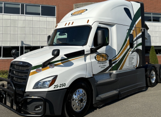 MV/VTL Express dévoile le premier de ses 15 futurs camions