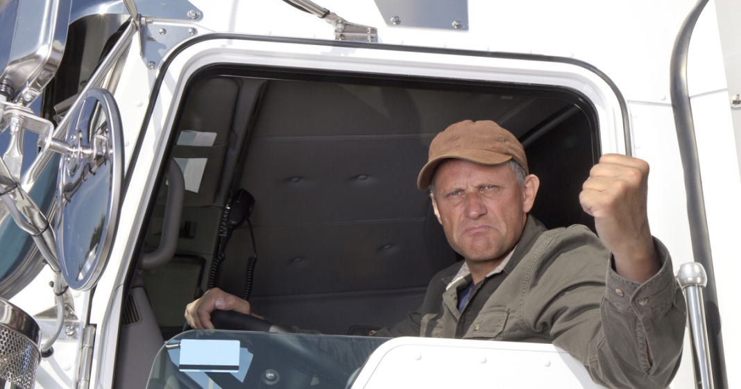 Top 5 des pires irritants pour les camionneurs et camionneuses sur la route : "Qu'est-ce qui te tape le plus sur les nerfs quand vous roulez, quels sont les difficultés rencontrées dans le camionnage?"
