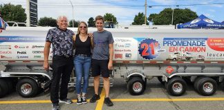 Transport Jacques Auger : Une 21e édition réussie de la Promenade en camion au profit de Leucan Familles et bénévoles participent à la Promenade en camion, organisée par Transport Jacques Auger pour soutenir Leucan et les enfants atteints de cancer.