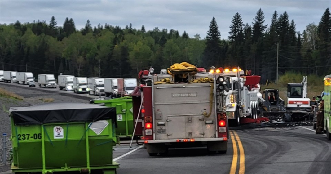 Photo d'un accident démontrant les dangers pour les camionneurs de la route 11 et 17 dans le nord de l'Ontario.