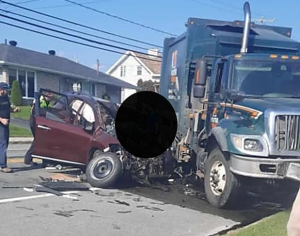 Camion à ordures et VUS impliqués dans une collision mortelle sur la route 112 près de Thetford Mines, entraînant le décès du conducteur du VUS.