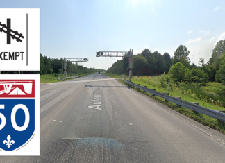 Passages à niveau dangereux sur l’autoroute 50 à Lachute Passages à niveau dégradés sur l'autoroute 50 à Lachute, une préoccupation pour la sécurité routière, particulièrement pour les autocars, autobus, transport de matières dangereuses.