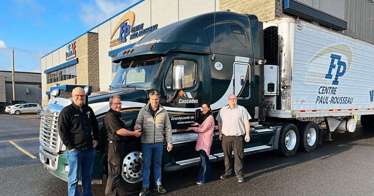 Un camion Cascades au service de la relève en mécanique de véhicules lourds