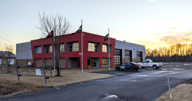 Camions Excellence Peterbilt annonce l&rsquo;ouverture de sa huitième succursale à Joliette