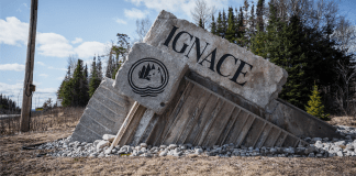 Inquiétudes autour du transport des déchets nucléaires sur la route 11/17 Ville d'Ignace, en Ontario, au cœur des préoccupations liées au projet de stockage de déchets nucléaires et au transport sur les autoroutes 11 et 17.