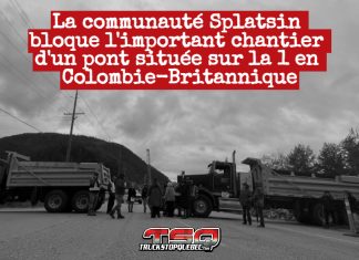 La communauté Splatsin bloque l’important chantier d’un pont située sur la 1 en Colombie-Britannique Camions de la Splatsin Development Corporation bloquent le chantier du pont R.W. Bruhn à Sicamous, en Colombie-Britannique, pour protester contre l’exclusion des travailleurs autochtones.
