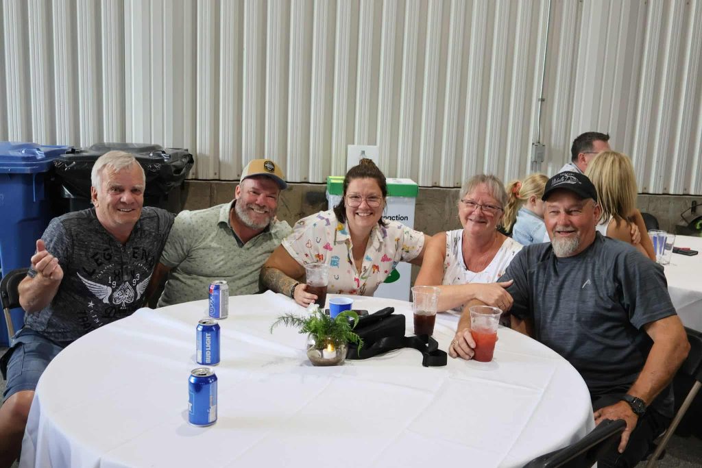 Photo du 25e anniversaire de Transport Dercy.