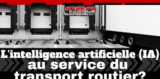 L’intelligence artificielle (IA) au service du transport routier Image en noir et blanc montrant des quais de chargement pour camions, avec une remorque stationnée à droite. En haut, le logo Truck Stop Québec (TSQ). En bas, un bandeau noir affiche le texte : « L’intelligence artificielle (IA) au service du transport routier? ».