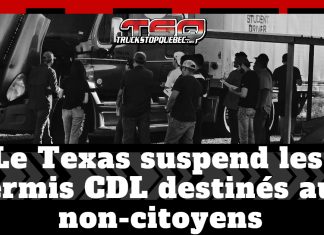 Le Texas suspend la délivrance des permis de conduire commerciaux CDL pour non-citoyens Groupe d’étudiants en camionnage devant un camion-école au Texas, avec la bannière de Truck Stop Québec affichant le texte : « Le Texas suspend les permis CDL destinés aux non-citoyens ».