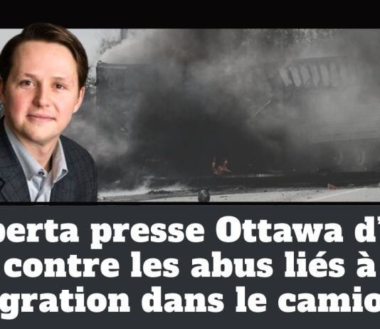 L’Alberta presse Ottawa d’agir contre les abus liés à l’immigration dans le camionnage Le ministre de l'Alberta et un camion lourd accidenté, avec le texte sur l’image « L’Alberta presse Ottawa d’agir contre les abus liés à l’immigration dans le camionnage », illustrant les enjeux de sécurité routière et d’immigration dans l’industrie du transport routier au Canada.