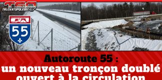 Autoroute 55 : un premier tronçon doublé ouvert à la circulation À gauche, un nouveau tronçon doublé de l’autoroute 55 en hiver avec clôture anti-intrusion, et à droite, des travailleurs en construction sur un ponceau; bandeau rouge avec le texte « Autoroute 55 : un nouveau tronçon doublé ouvert à la circulation ». Photos du MTMD.