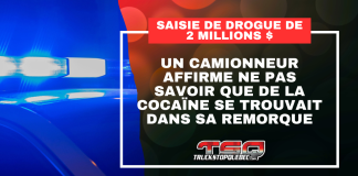 Un camionneur affirme ne pas savoir que de la cocaïne se trouvait dans sa remorque Visuel de Truck Stop Québec sur une saisie de drogue de 2 millions $, avec des gyrophares en arrière-plan et un texte indiquant qu’un camionneur affirme ne pas savoir que de la cocaïne se trouvait dans sa remorque.