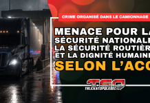 Crime organisé, travail forcé et transporteurs caméléons : l’ACC demande une intervention fédérale Camion lourd à un poste de contrôle frontalier sous une ambiance sombre, avec le message de l’ACC affirmant que le crime organisé dans le camionnage menace la sécurité nationale, la sécurité routière et la dignité humaine.